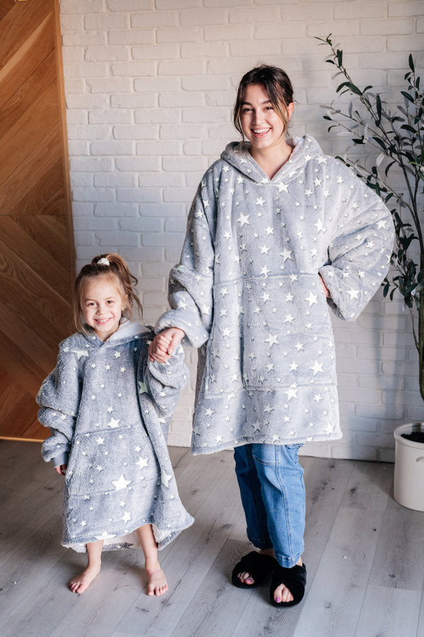 Oversized Blanket Hoodie in Glow in the Dark Stars