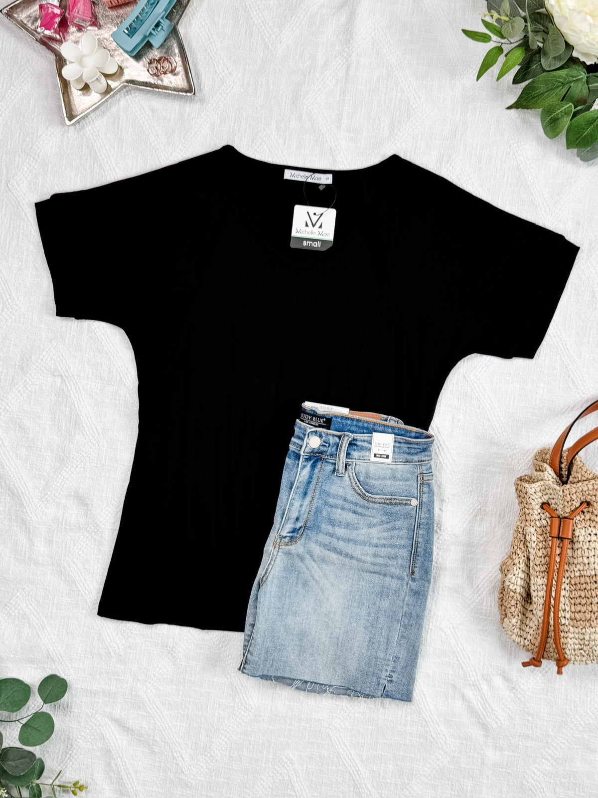 Bamboo V Neck Tee in Black