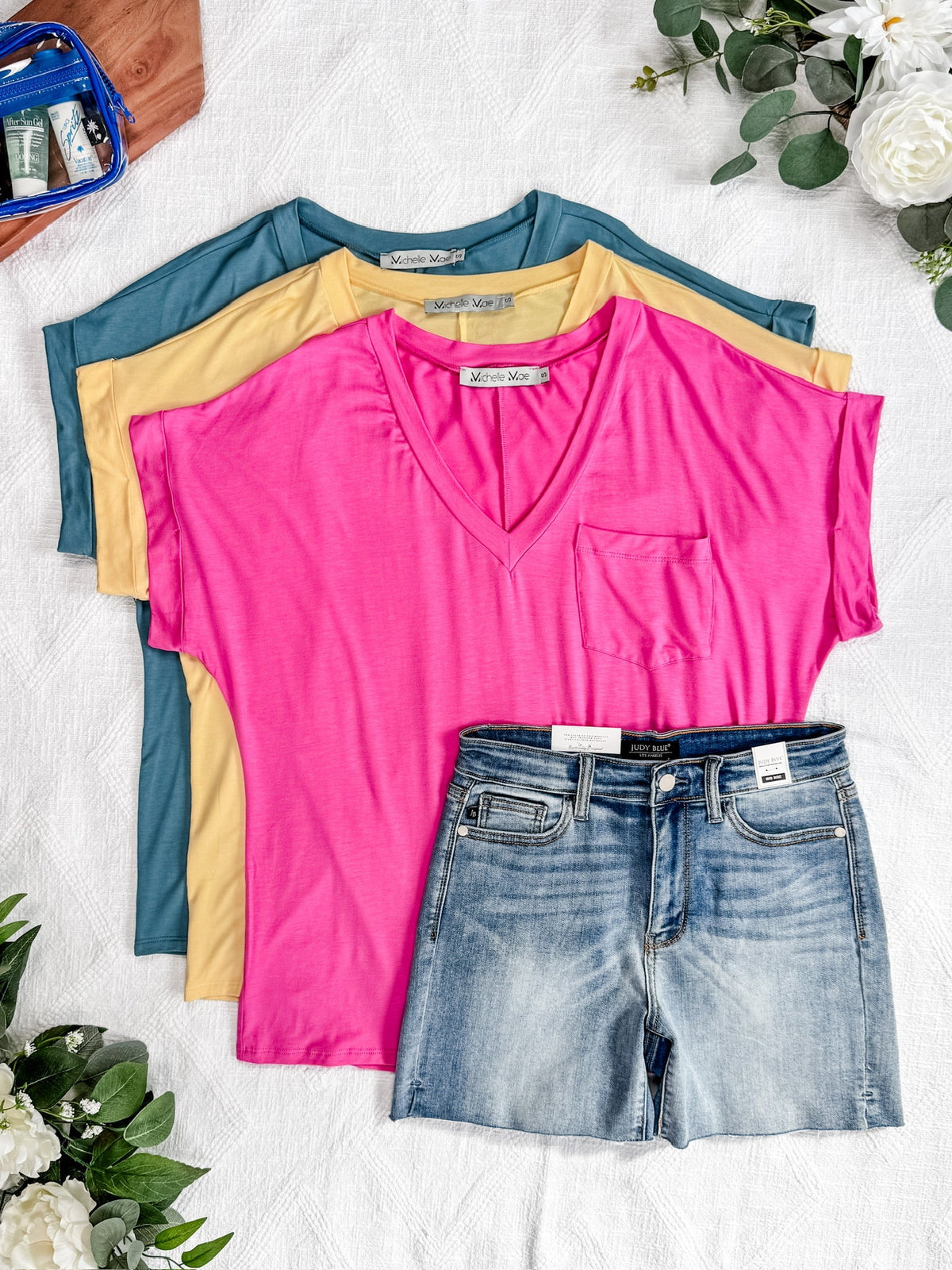 Sierra Pocket Top in Light Teal