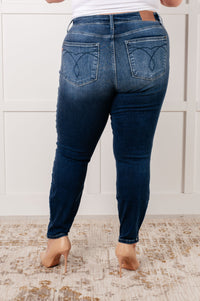 Judy Blue Mid Rise Thermal Vintage Skinny Jean