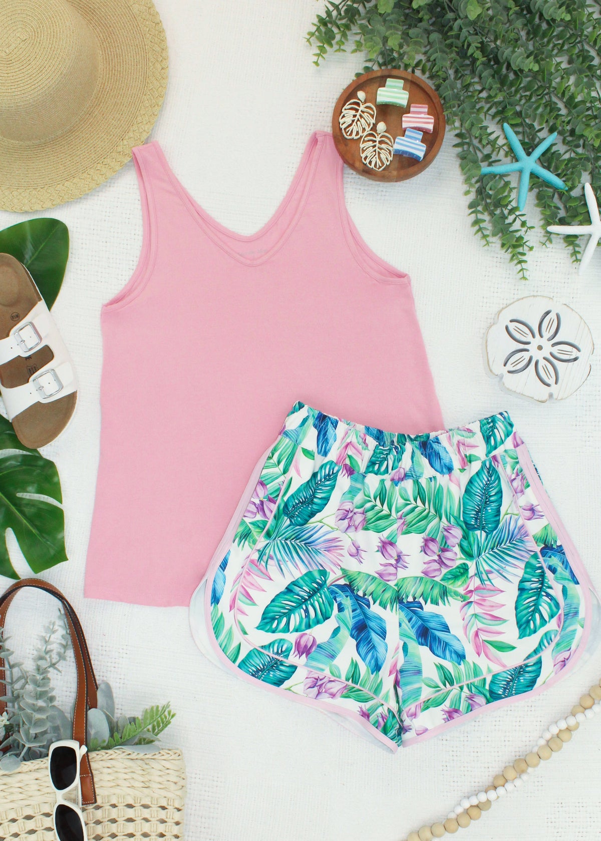 Dolphin Shorts in Tropical Leaf