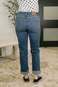 Judy Blue Mid Rise Billie Boyfriend Jean in Everyday Indigo