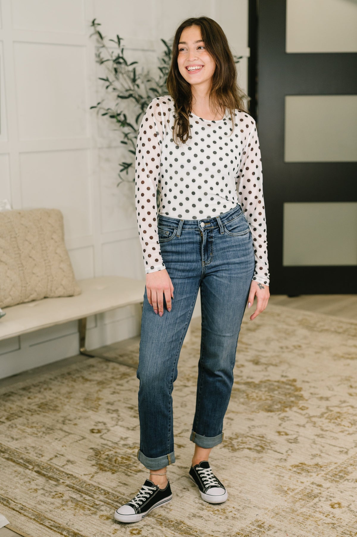 Judy Blue Mid Rise Billie Boyfriend Jean in Everyday Indigo