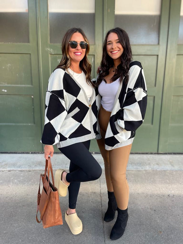 Contrast Trim Cardigan in Black Checkers