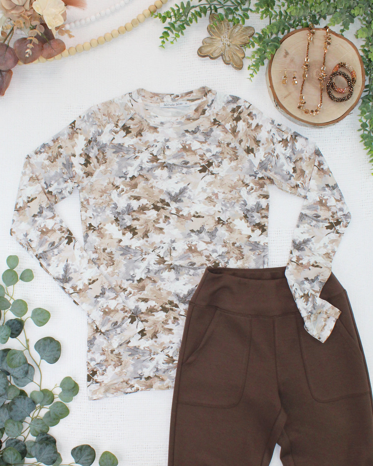 Blair Long Sleeve Top in Neutral Leaves