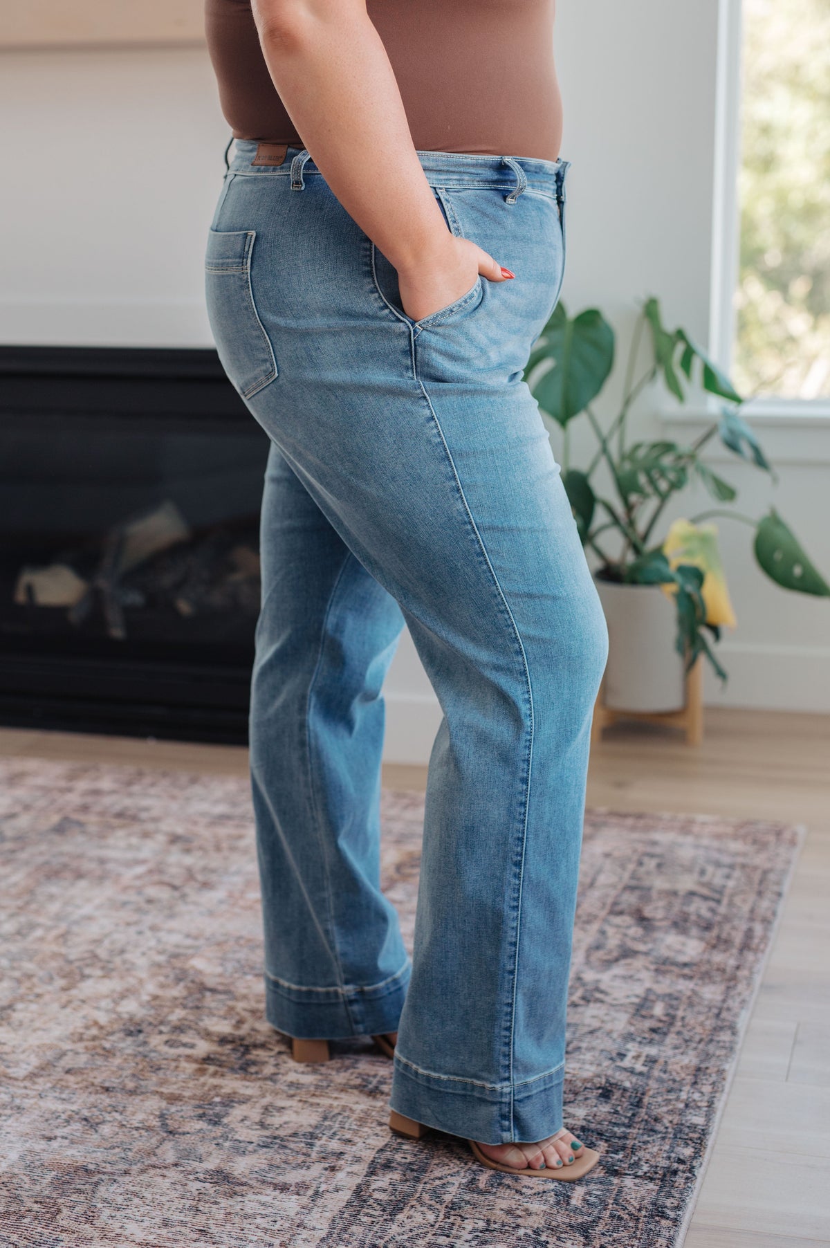 Mid Rise Wide Leg Jeans by Judy Blue